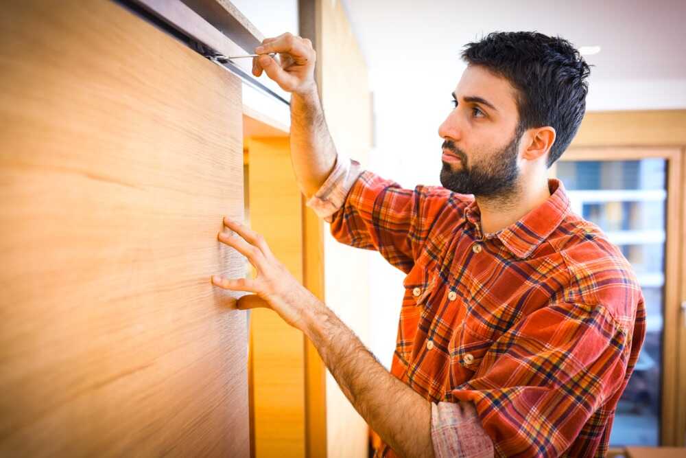 como colocar puertas de interior correderas